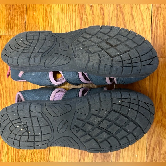 Girls Falls Creek Sandals - Picture 2 of 2